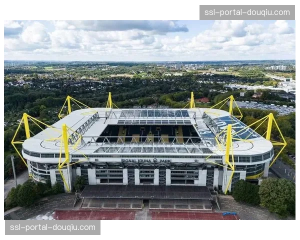 多特蒙德主场伊杜纳信号公园球场启动夏季翻新计划 多特蒙德主场伊杜纳信号公园球场启动夏季翻新计划